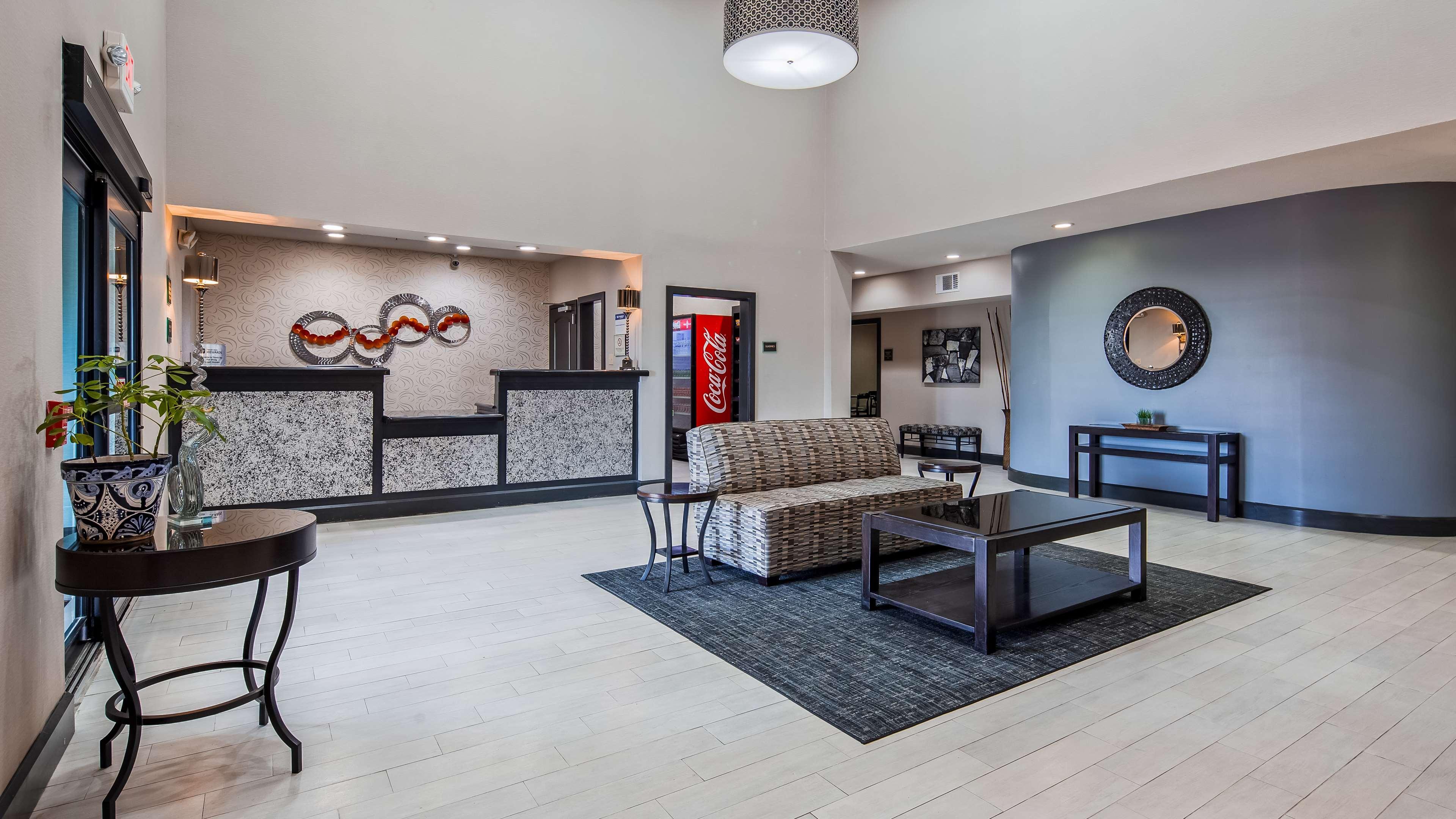 Best Western Edinburgh/Columbus Экстерьер фото