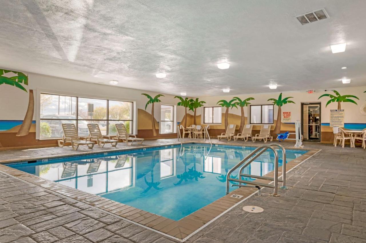 Best Western Edinburgh/Columbus Экстерьер фото